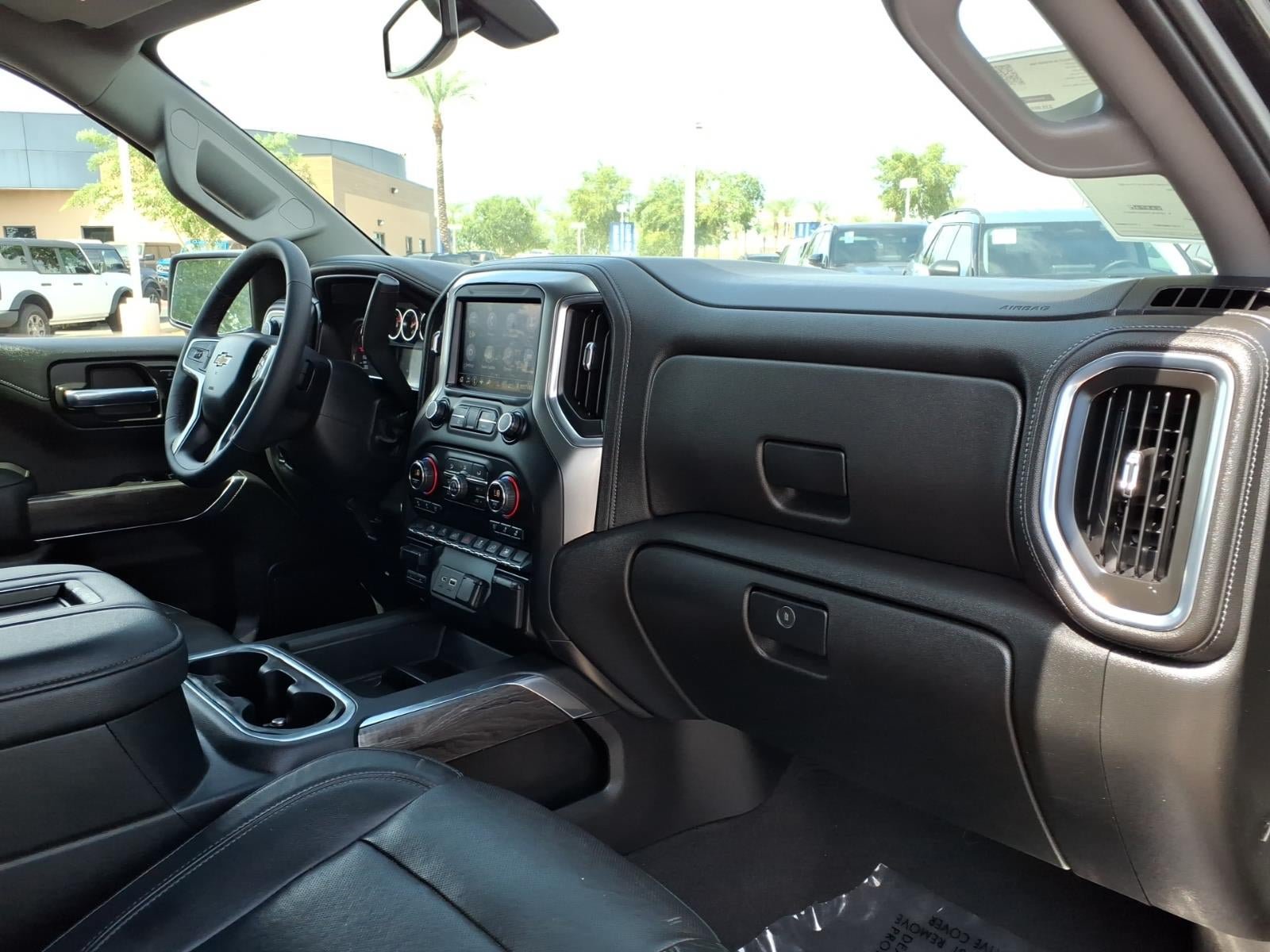 Used 2020 Chevrolet Silverado 1500 LTZ w/ LTZ Plus Package AWD/4WD image 10