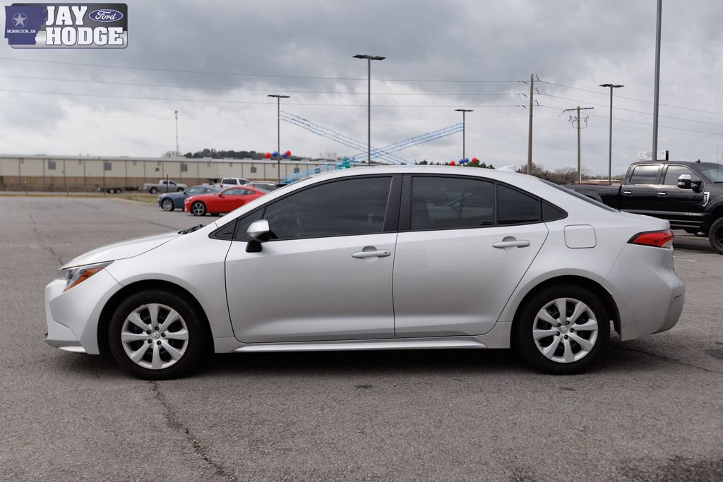 Used 2024 Toyota Corolla LE image 33