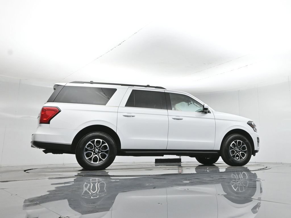 Certified 2024 Ford Expedition Max XLT image 60