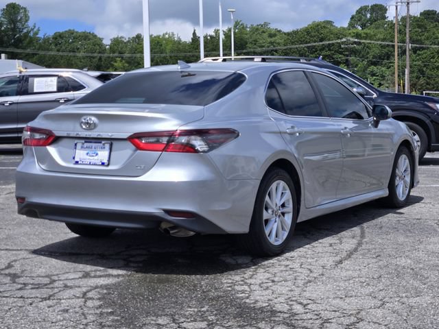 Used 2021 Toyota Camry LE FWD image 7