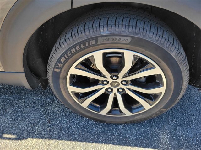 Certified 2020 Ford Explorer ST w/ Premium Technology Package image 6