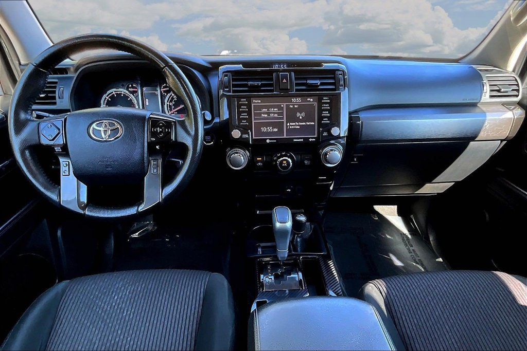 Used 2021 Toyota 4Runner TRD Off-Road AWD/4WD image 9