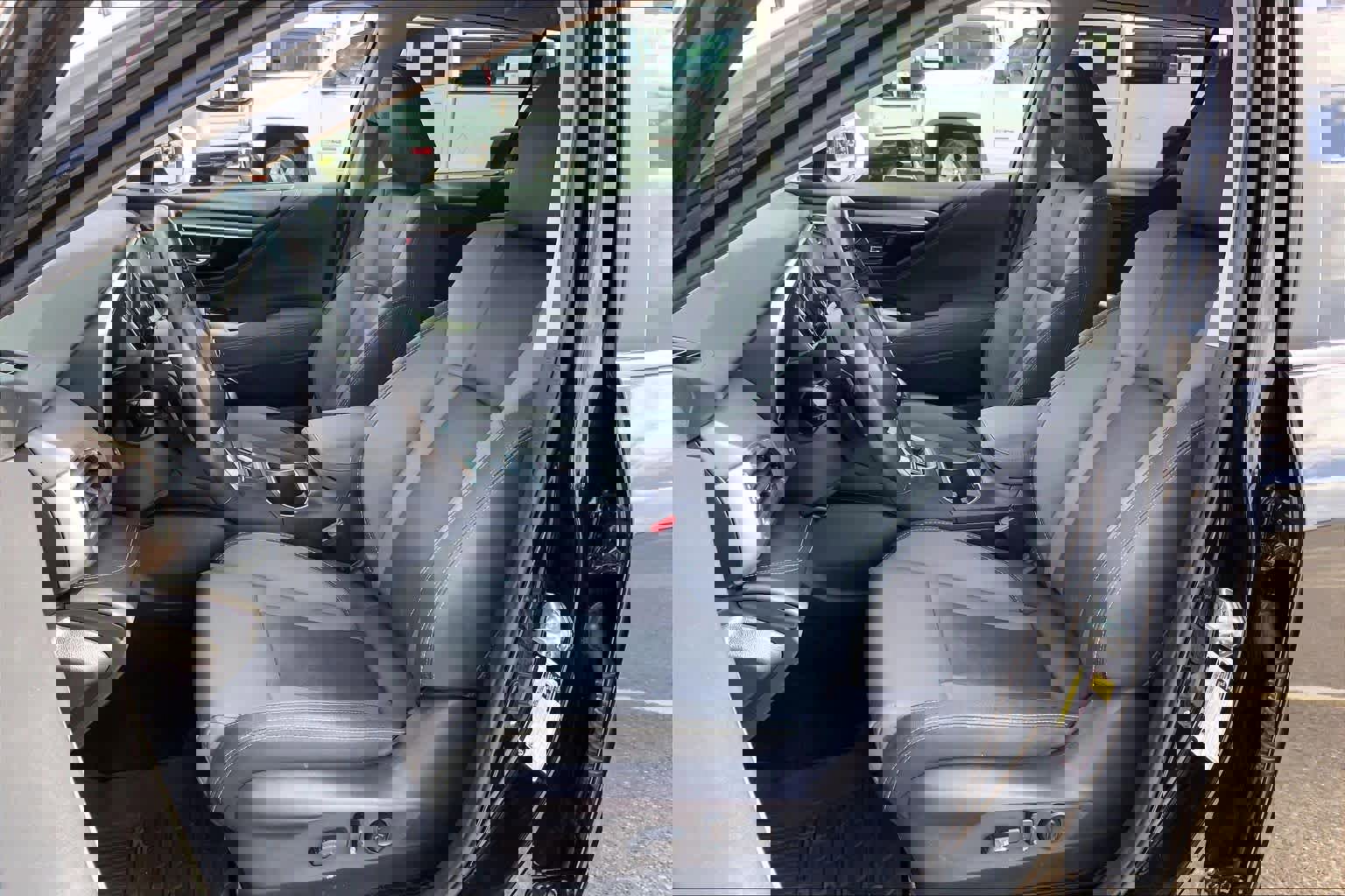 Used 2023 Subaru Outback Onyx Edition image 10