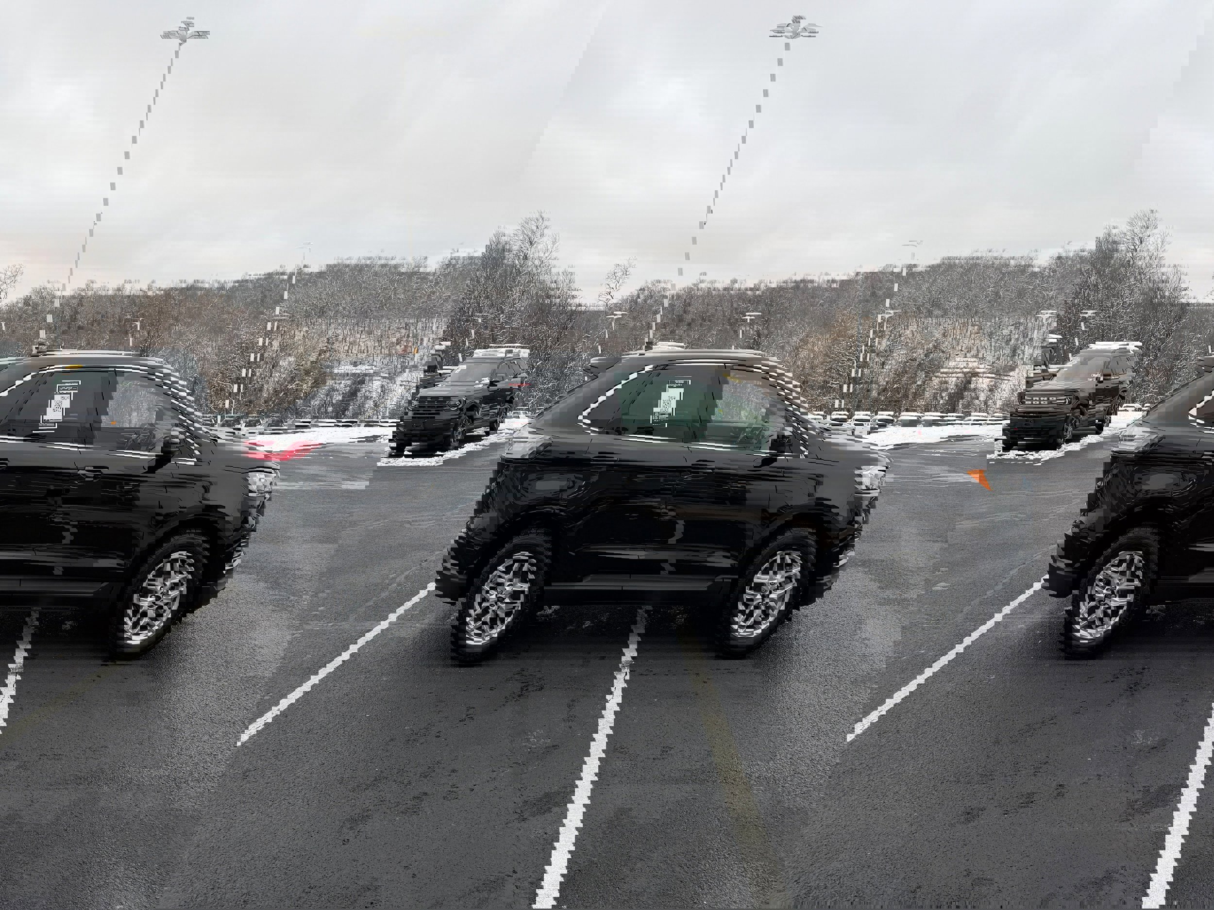 Certified 2024 Ford Edge SEL w/ Convenience Package image 2