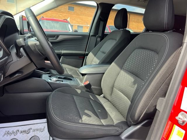 Certified 2024 Ford Escape Active AWD/4WD image 17