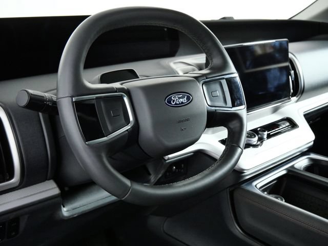 Certified 2025 Ford Expedition Active AWD/4WD image 20