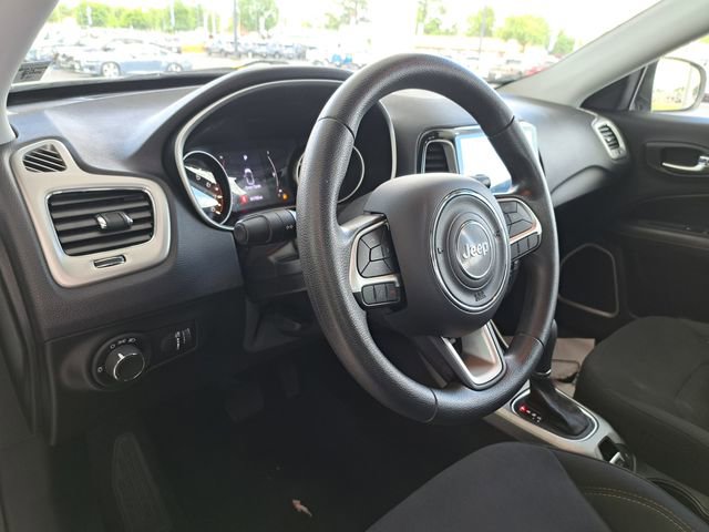 Used 2019 Jeep Compass Sport AWD/4WD image 7