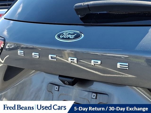 Certified 2022 Ford Escape SE w/ SE Sport Appearance Package image 31