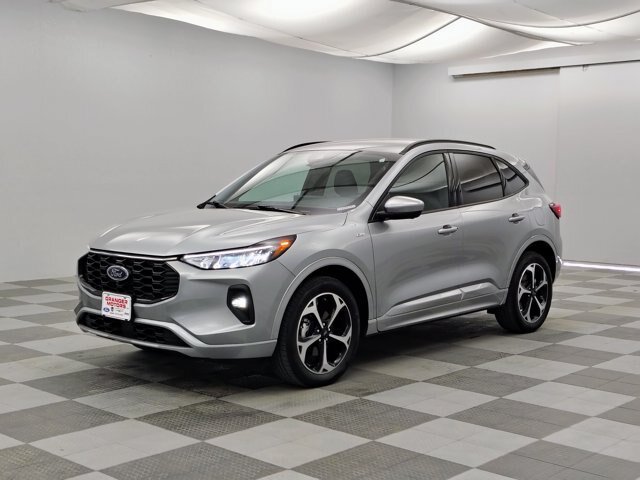 Certified 2023 Ford Escape ST-Line Select w/ Tech Pack #2 AWD/4WD image 7
