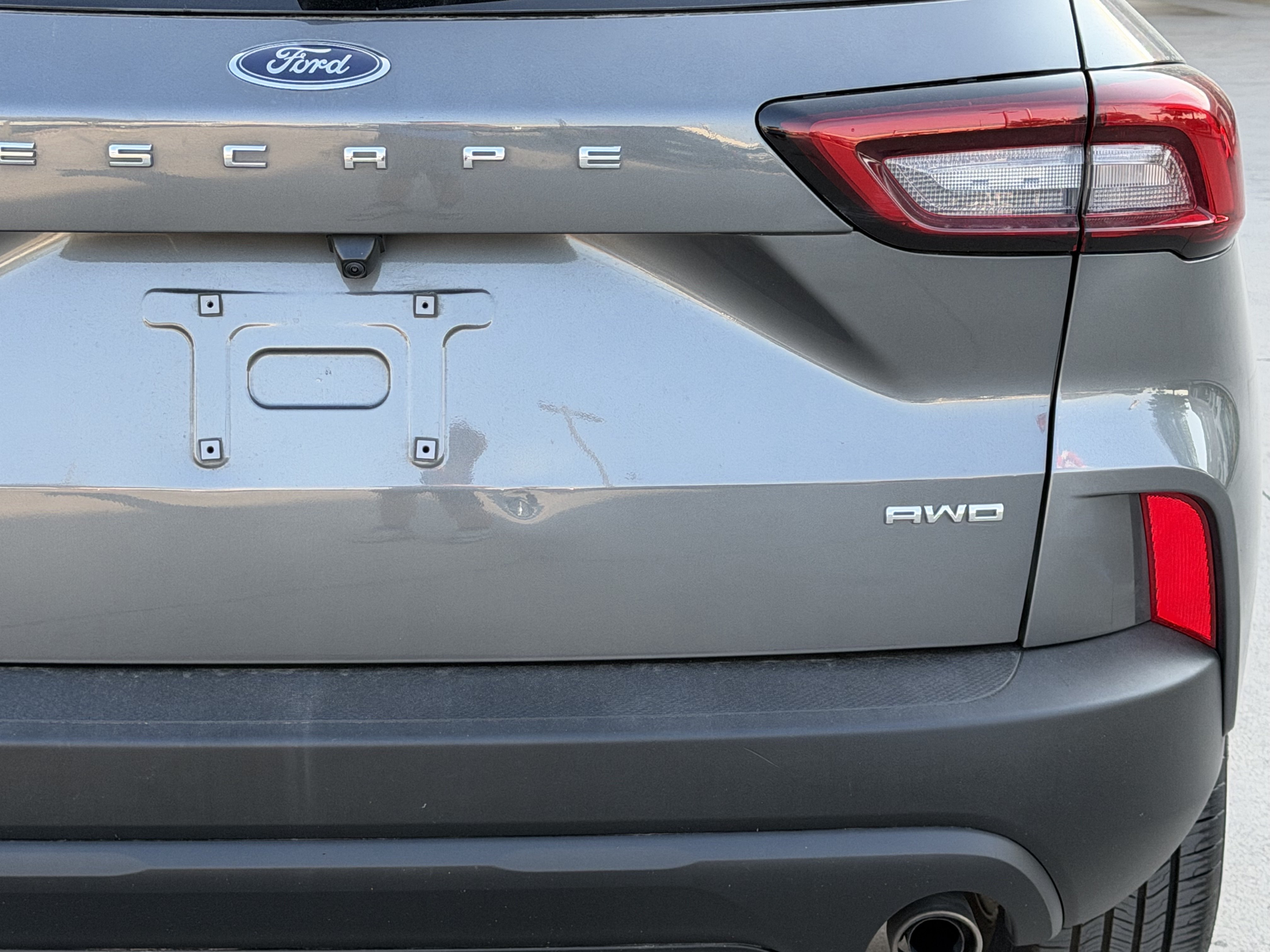 Certified 2025 Ford Escape ST-Line Select AWD/4WD image 6