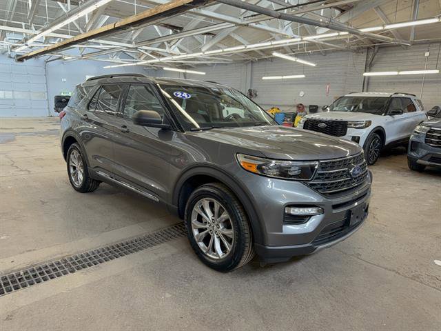 Certified 2024 Ford Explorer XLT w/ Equipment Group 202A image 6