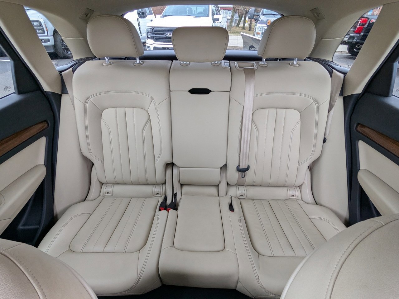 Used 2021 Audi Q5 Premium image 17