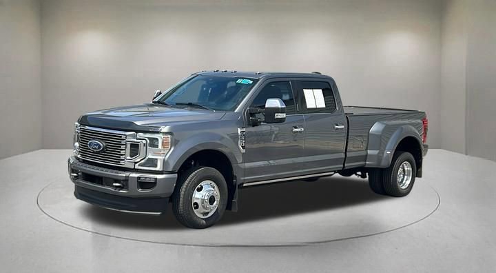 Certified 2022 Ford F350 Platinum AWD/4WD image 5