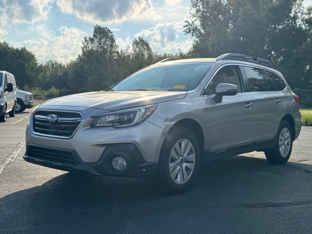 Used 2019 Subaru Outback 2.5i Premium AWD/4WD image 3