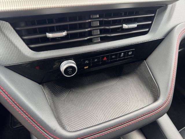 Certified 2025 Ford Explorer ST-Line RWD image 24