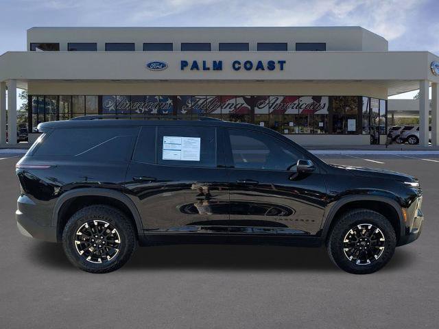 Used 2024 Chevrolet Traverse Z71 w/ Enhanced Driving Package AWD/4WD image 3