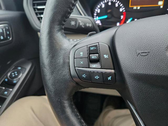 Certified 2020 Ford Escape SEL image 18