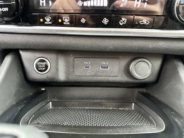 Used 2023 Nissan Rogue SV AWD/4WD image 25