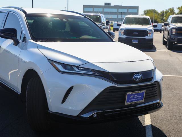 Used 2023 Toyota Venza Nightshade AWD/4WD image 11