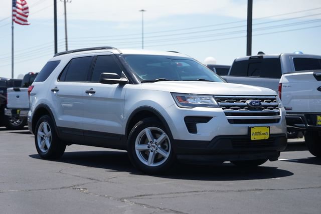 Certified 2018 Ford Explorer FWD image 2