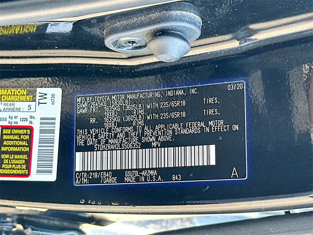 Used 2020 Toyota Highlander XLE image 27