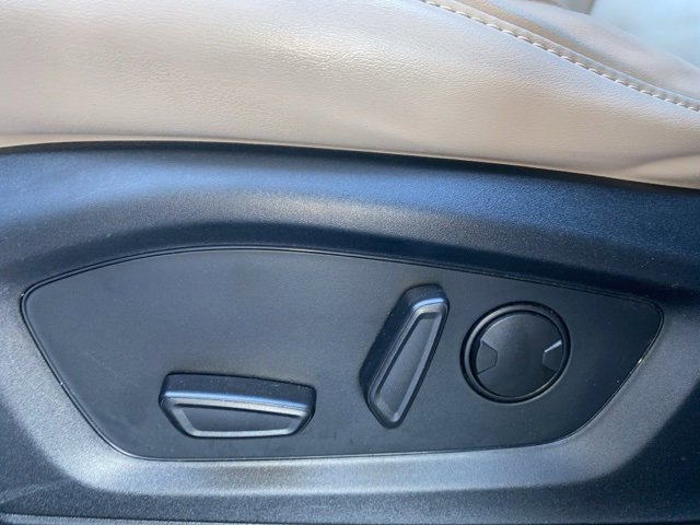 Certified 2022 Ford Explorer XLT w/ Equipment Group 202A image 20