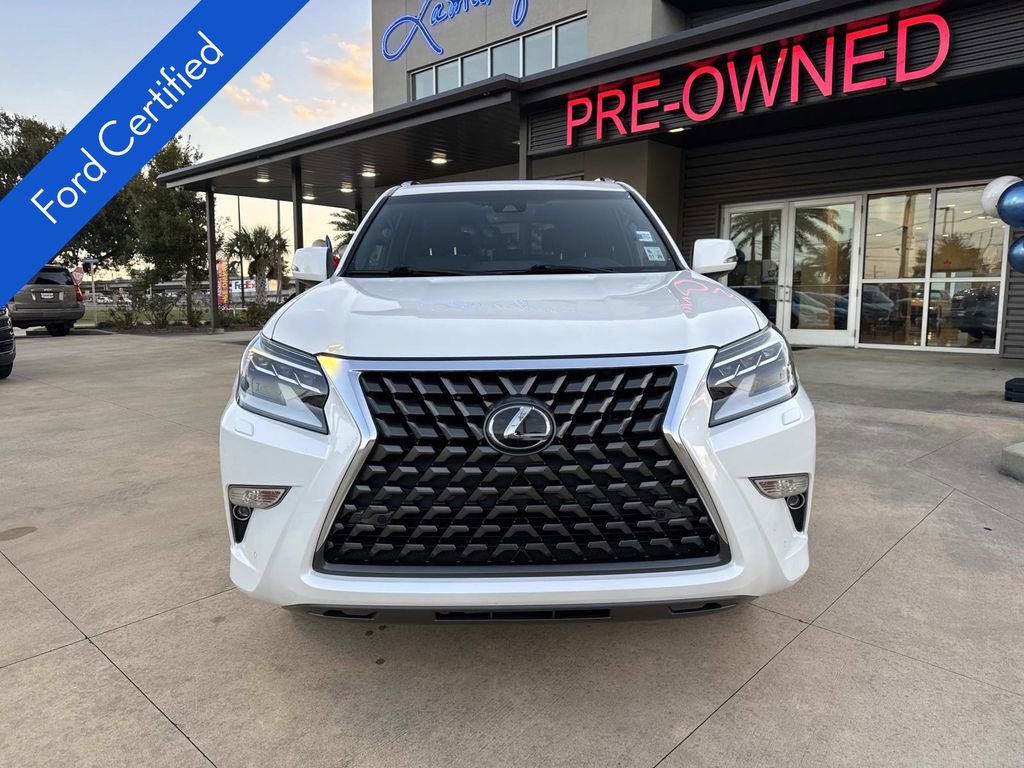 Used 2020 Lexus GX 460 Premium image 3