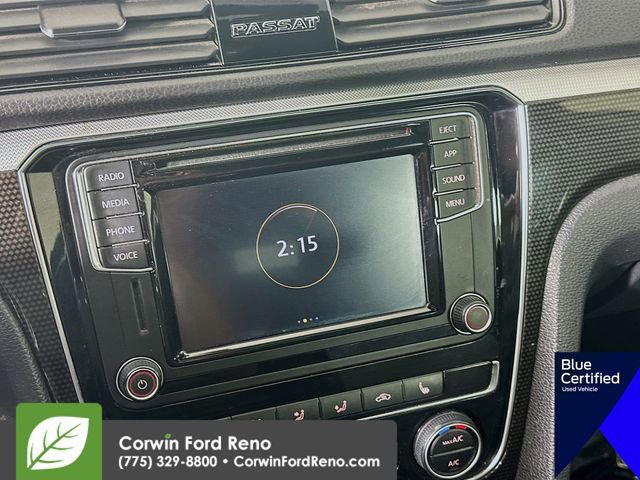 Used 2018 Volkswagen Passat 3.6 FWD image 16