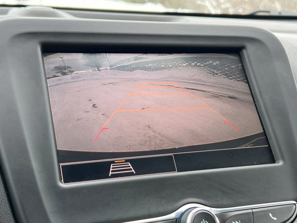 Used 2022 Chevrolet Equinox LT w/ LPO, Floor Liner Package image 26