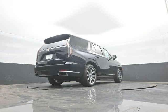Used 2023 Cadillac Escalade Premium Luxury Platinum w/ Heavy-Duty Trailer Package AWD/4WD image 38