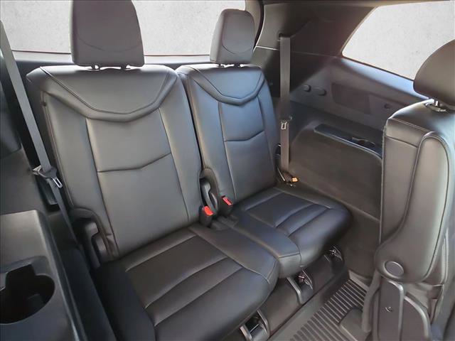 Used 2022 Cadillac XT6 Premium Luxury w/ LPO, ONYX Package FWD image 19
