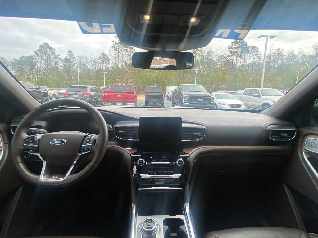 Certified 2021 Ford Explorer King Ranch image 25