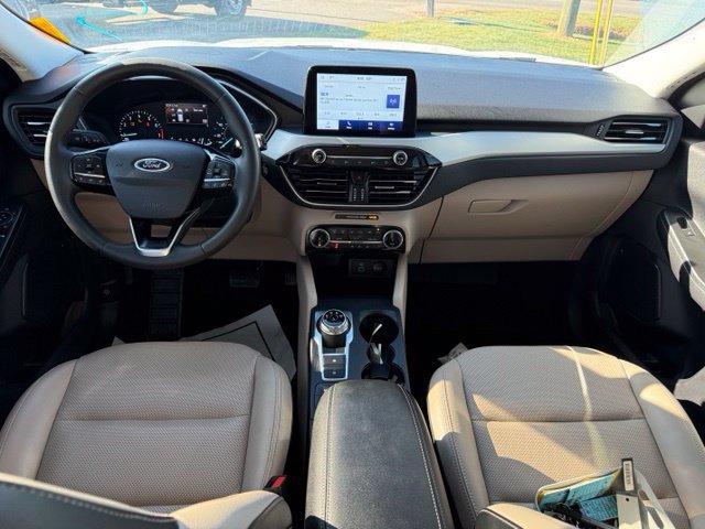 Certified 2022 Ford Escape SEL FWD image 11