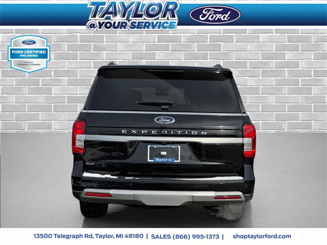 Certified 2022 Ford Expedition XLT image 4