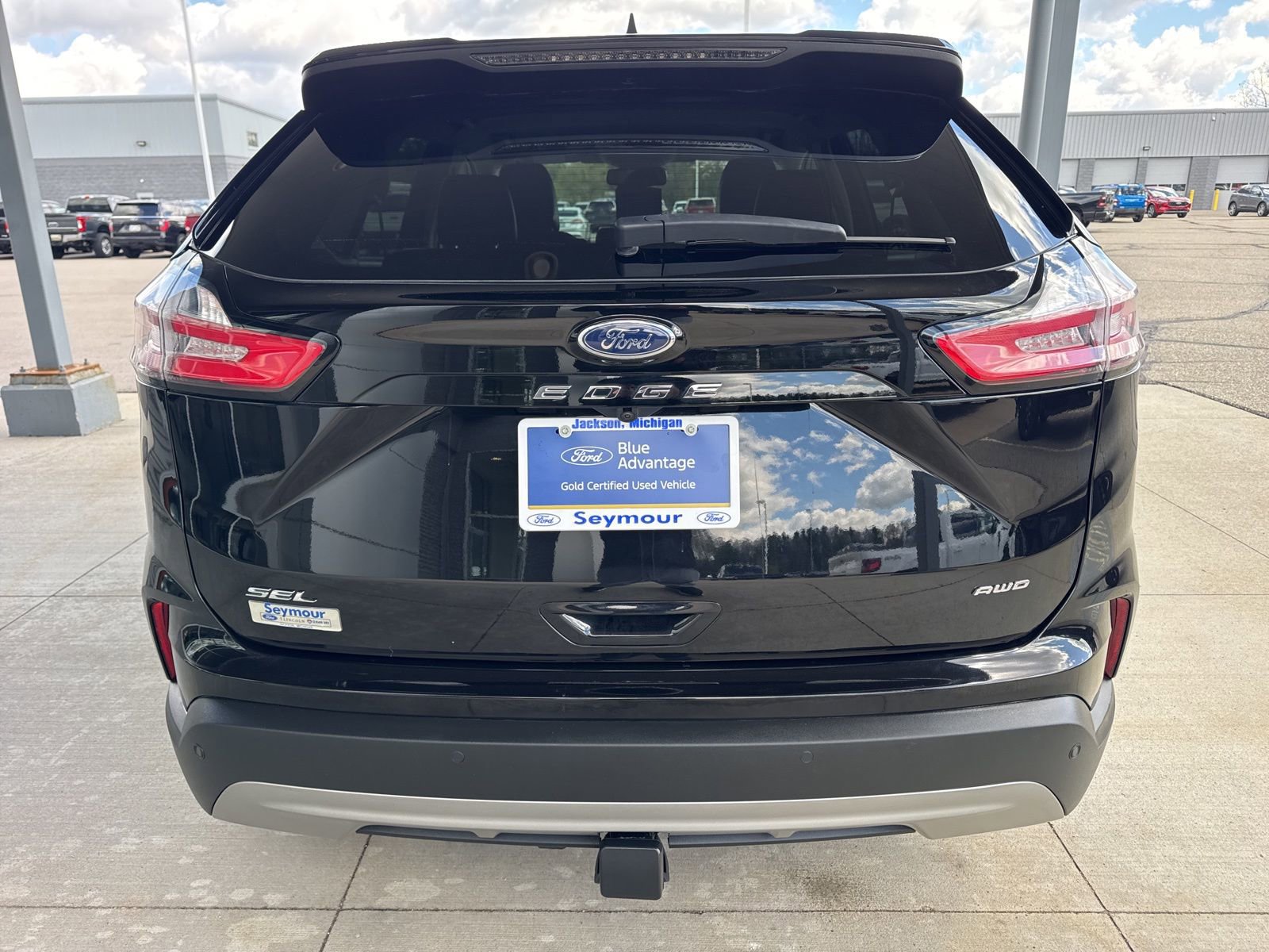 Certified 2024 Ford Edge SEL w/ Convenience Package AWD/4WD image 6
