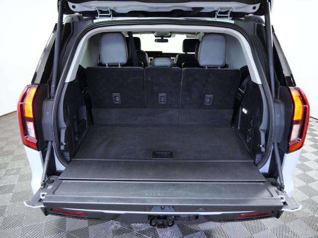Certified 2025 Ford Expedition Active AWD/4WD image 10