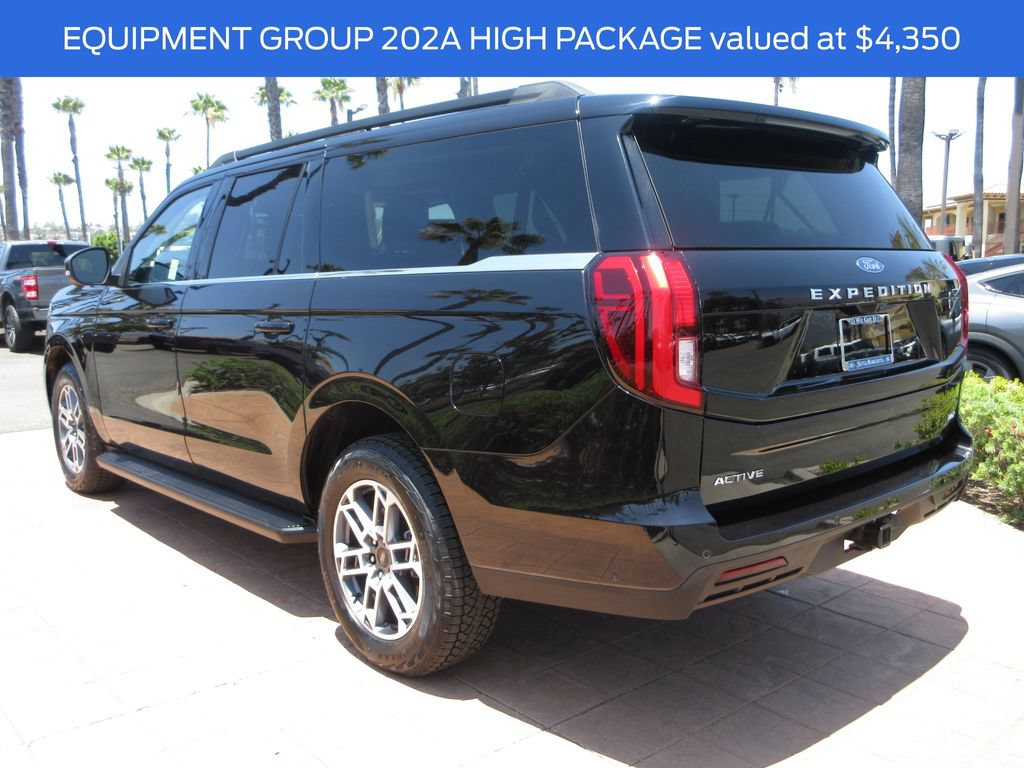 Certified 2025 Ford Expedition Max Active AWD/4WD image 2