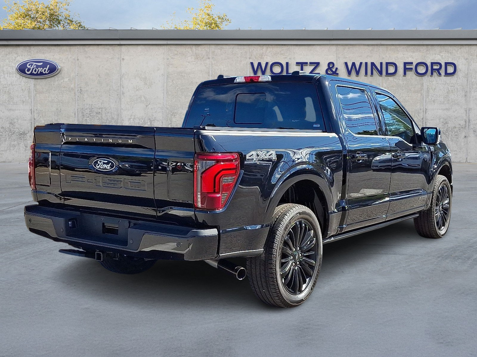 Certified 2025 Ford F150 Platinum w/ Equipment Group 702A High AWD/4WD image 6