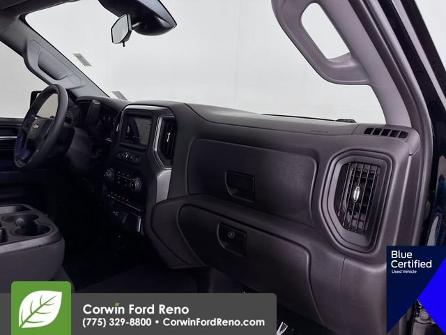 Used 2024 Chevrolet Silverado 1500 Custom w/ Turbomax Blackout Package AWD/4WD image 29