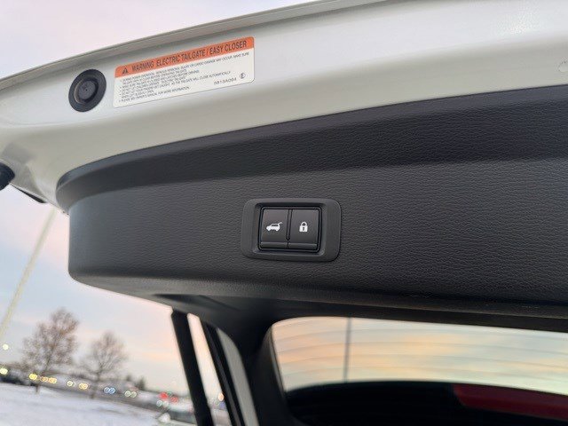 Used 2024 Mitsubishi Outlander SE image 29