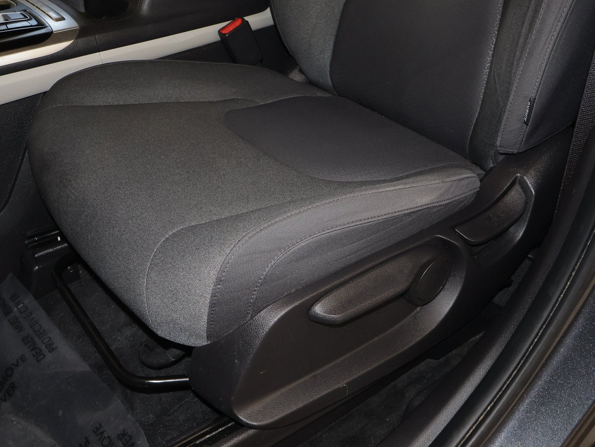 Used 2022 Kia Carnival LX FWD image 24