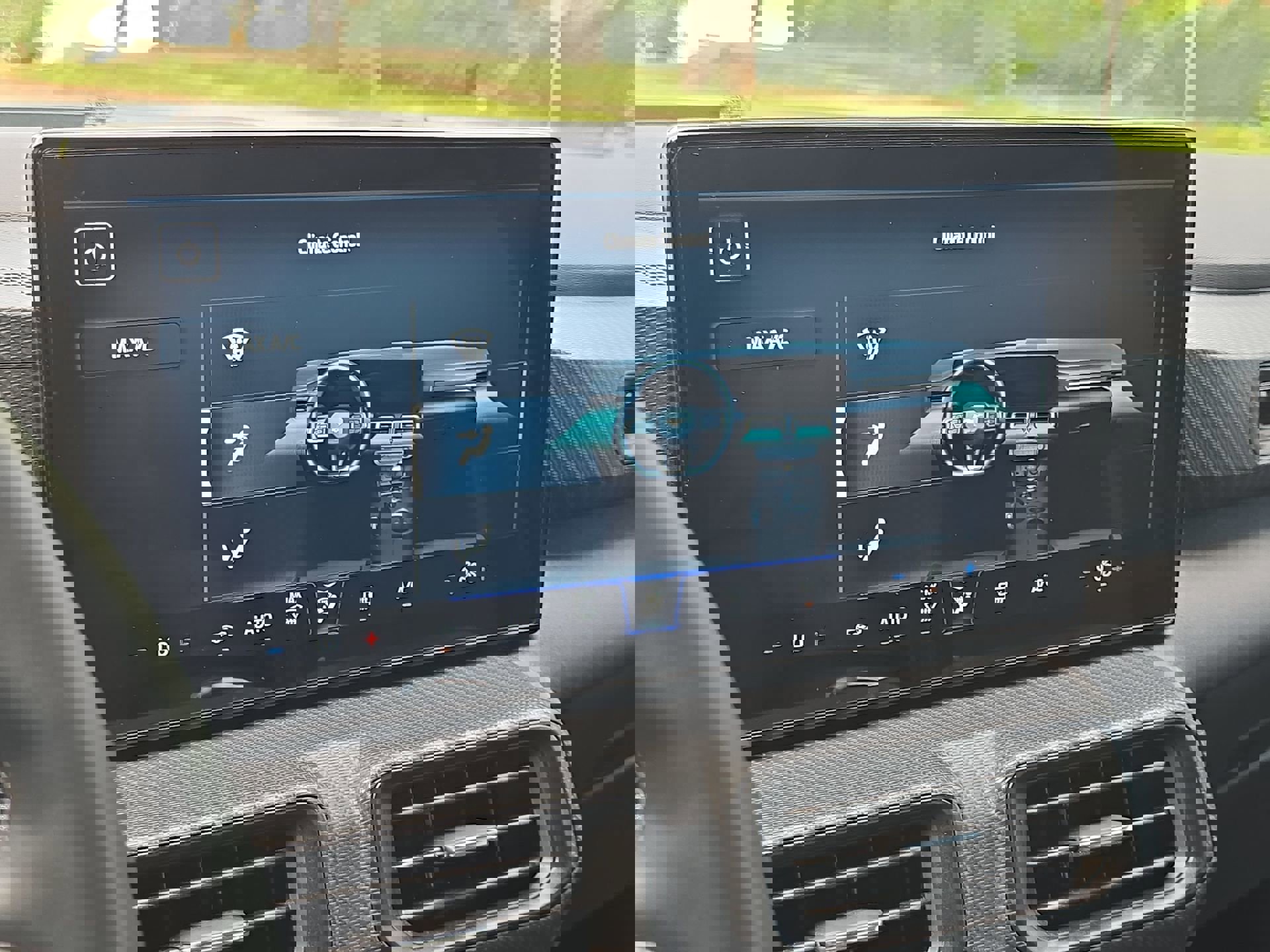 Certified 2024 Ford Mustang Coupe RWD image 18