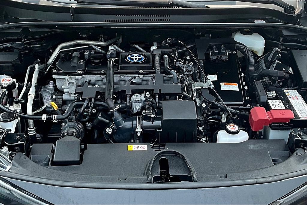 Used 2022 Toyota Corolla LE FWD image 32