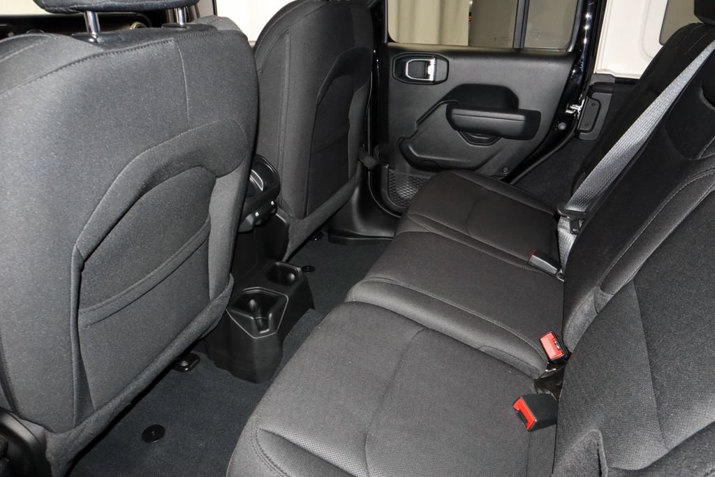 Used 2022 Jeep Wrangler Unlimited Sport AWD/4WD image 20