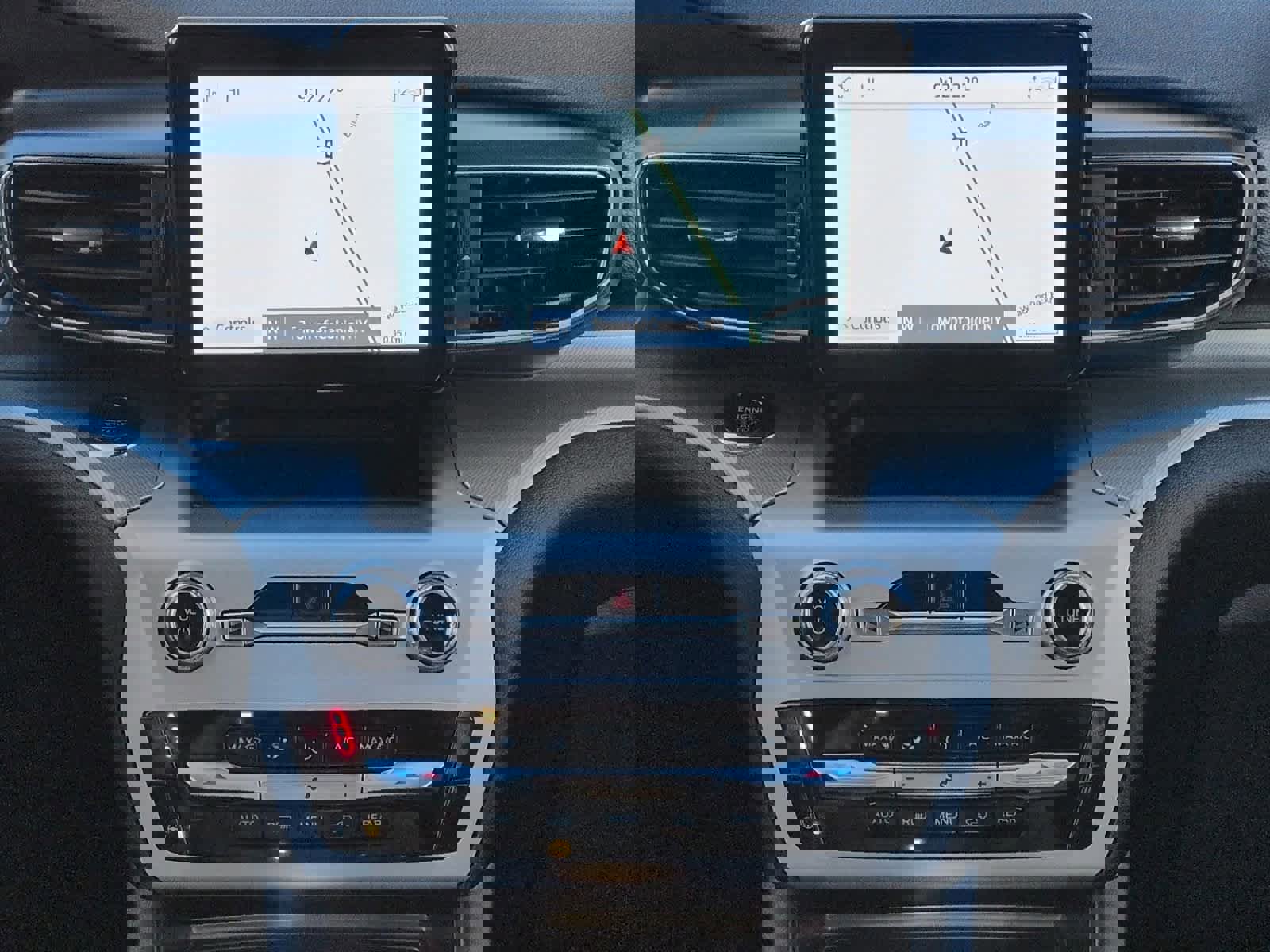 Certified 2022 Ford Explorer XLT w/ Equipment Group 202A image 30