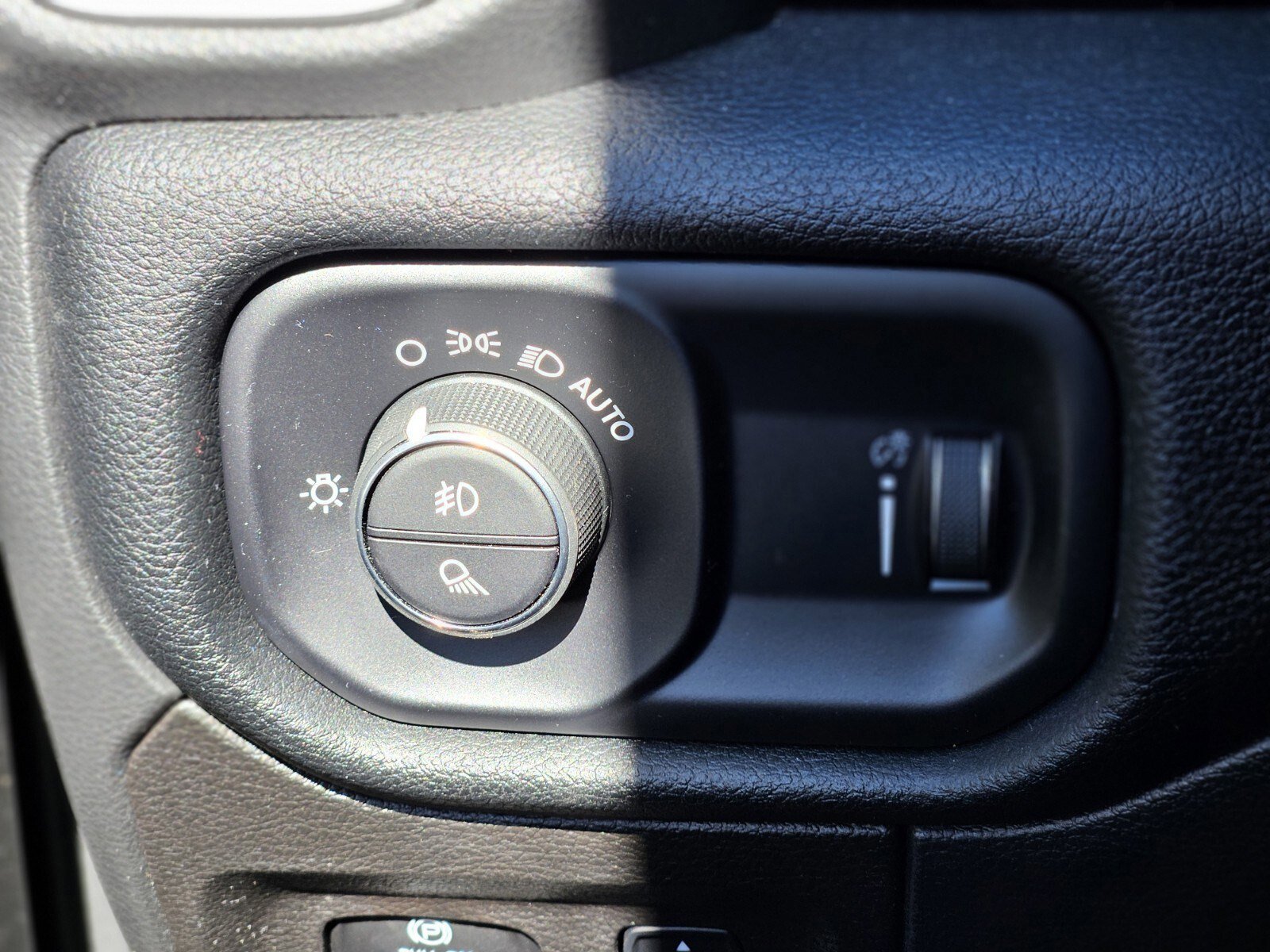 Used 2022 RAM 1500 Lone Star image 25