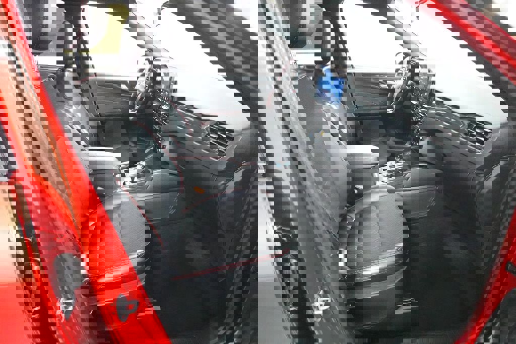 Certified 2023 Ford Escape ST-Line w/ Tech Pack #1 image 33