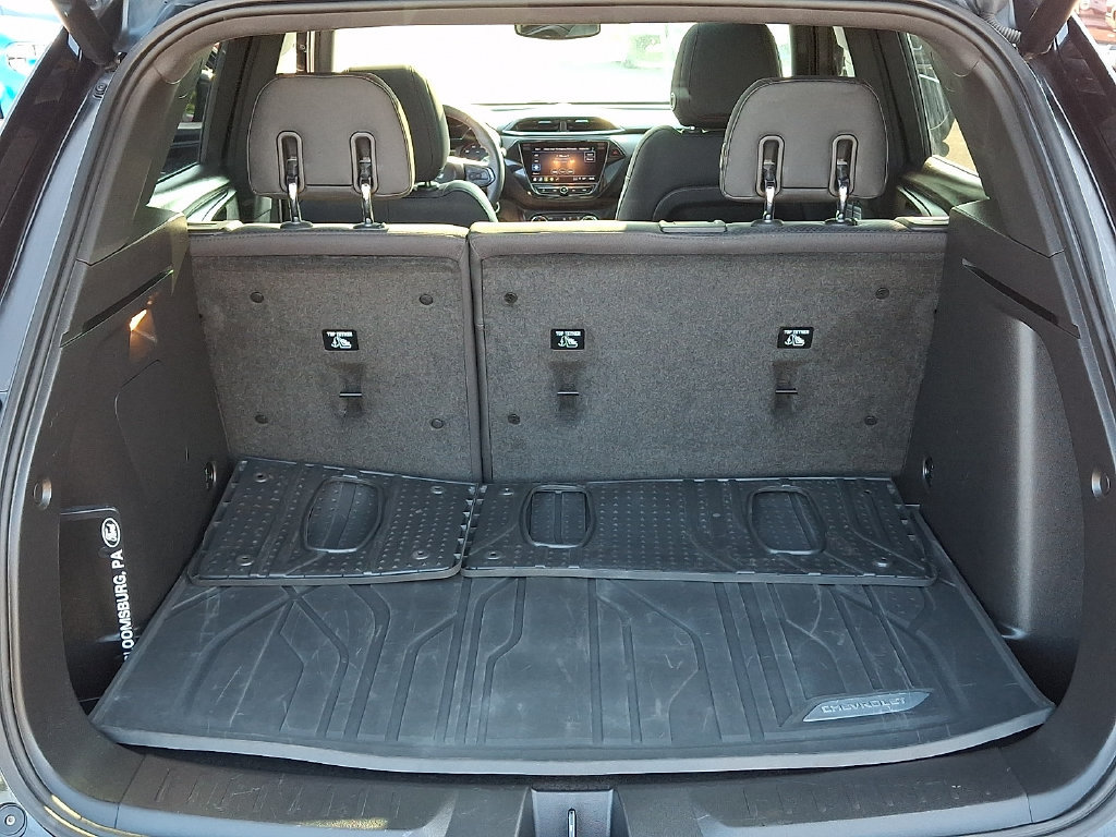 Used 2022 Chevrolet TrailBlazer RS w/ Sun and Liftgate Package AWD/4WD image 30