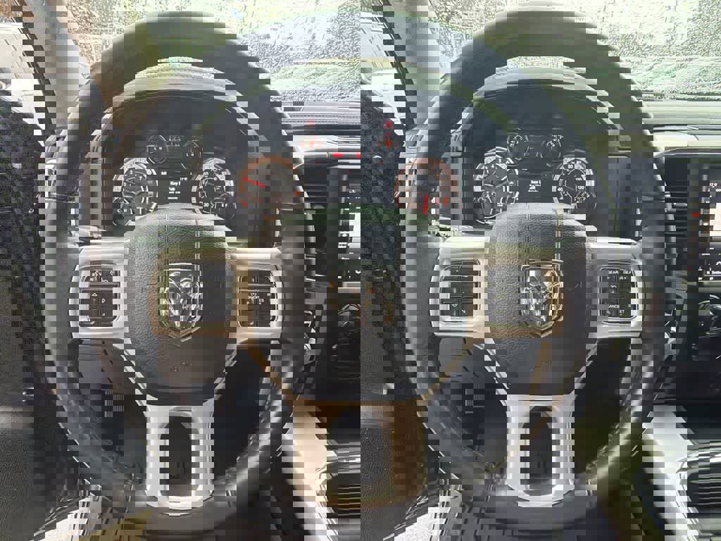 Used 2018 RAM 1500 Laramie w/ Convenience Group image 21