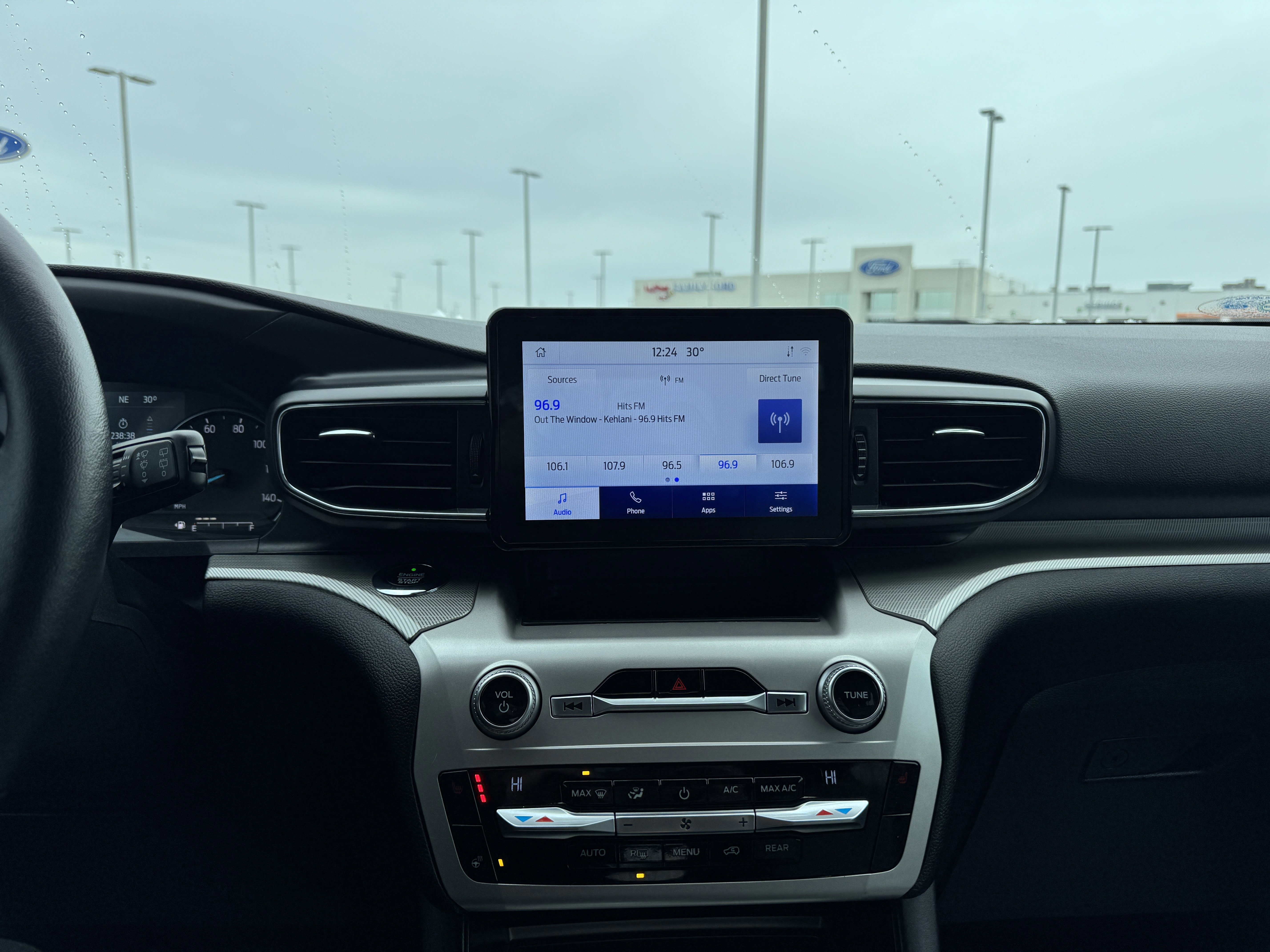 Certified 2021 Ford Explorer XLT w/ Equipment Group 202A image 10